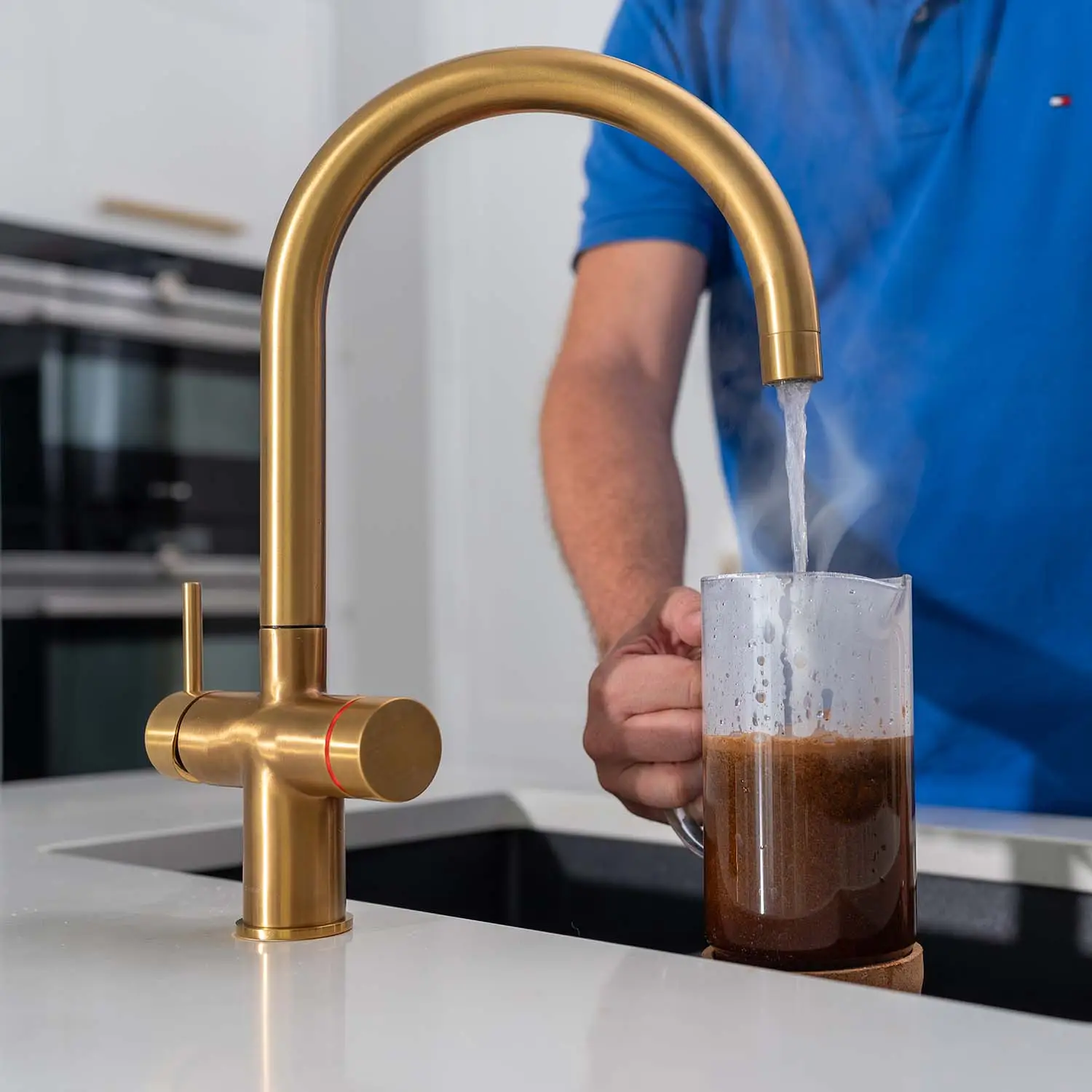 5-In-1 All-In-One Gold Tap With Hot, Cold, Instant Boiling 100°C, Sparkling, Chilled, &Amp; Ambient Water. With Filtration, It'S A 6-In-1 Solution!