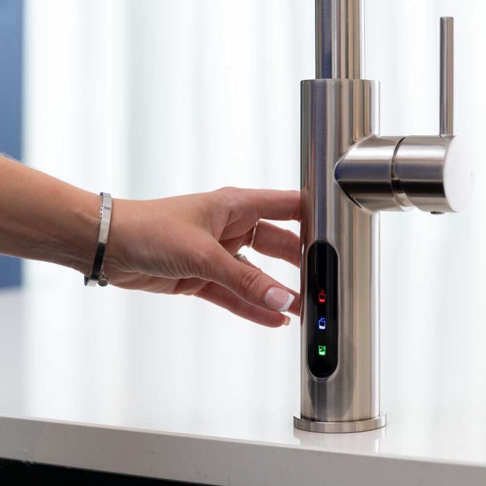 5 In 1 Digital Aquatap Fizz Brushed Nickel - Supplies Bliling Chilled And Sparkling Water