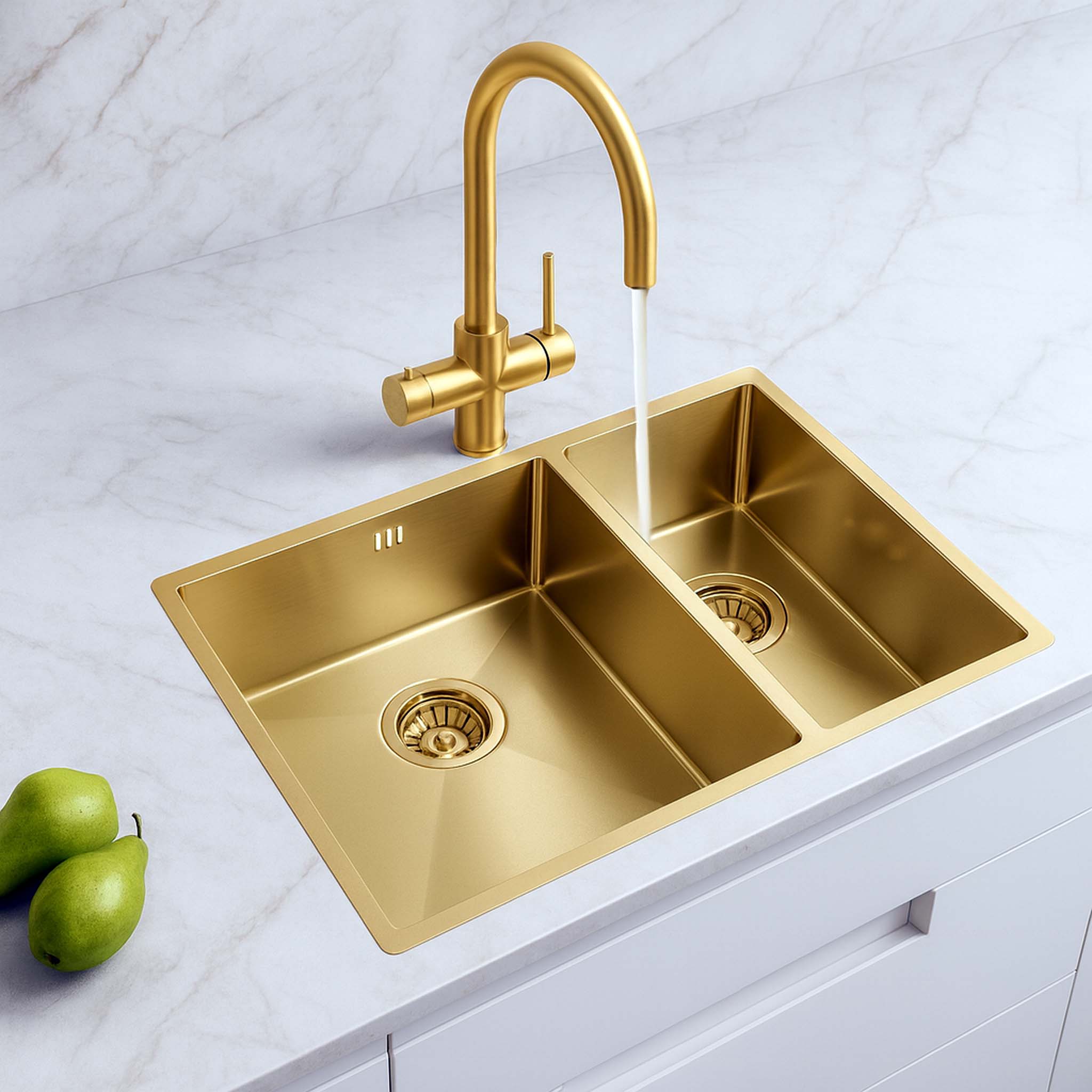 Aquatap Kitchen Sink 1.5 Bowl Stainless Steel | Inset Or Undermount | 670 X 440Mm | Strainer Waste Included